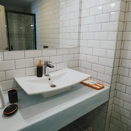 Skull Boutique Hotel 4*